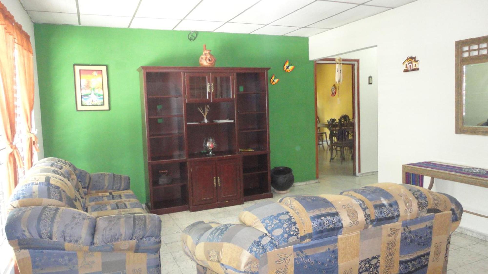 Hostal Dona Marta San Salvador Eksteriør bilde