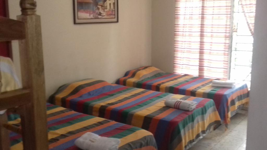 Hostal Dona Marta San Salvador Eksteriør bilde