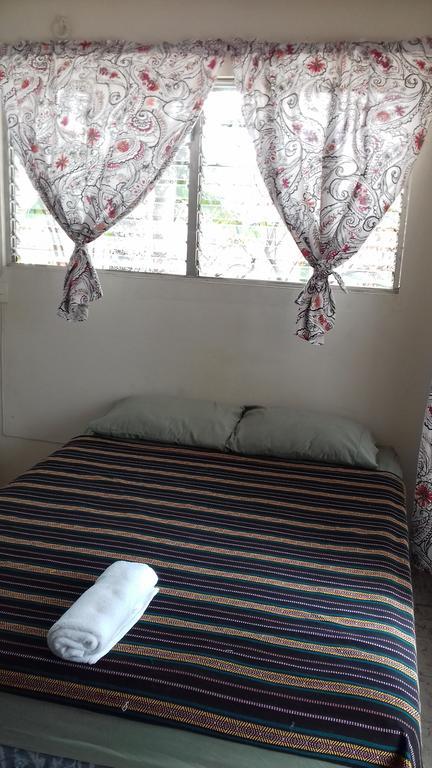 Hostal Dona Marta San Salvador Eksteriør bilde
