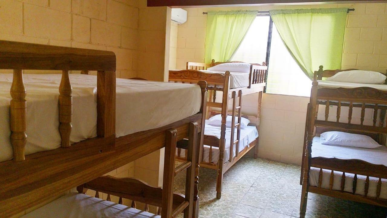 Hostal Dona Marta San Salvador Eksteriør bilde